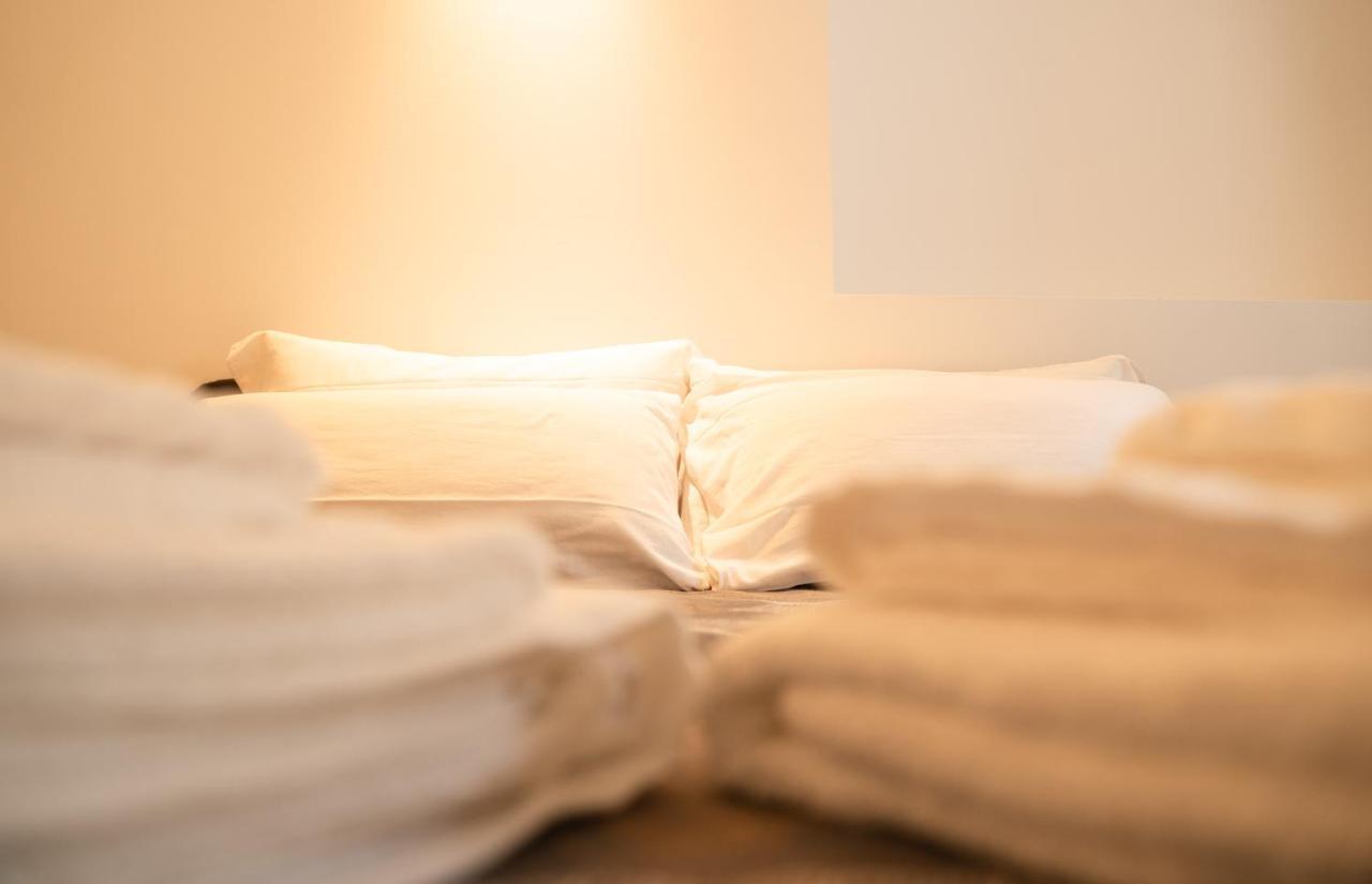 Apartamento Piazza XX Settembre - Feel The Centre Lecco Exterior foto